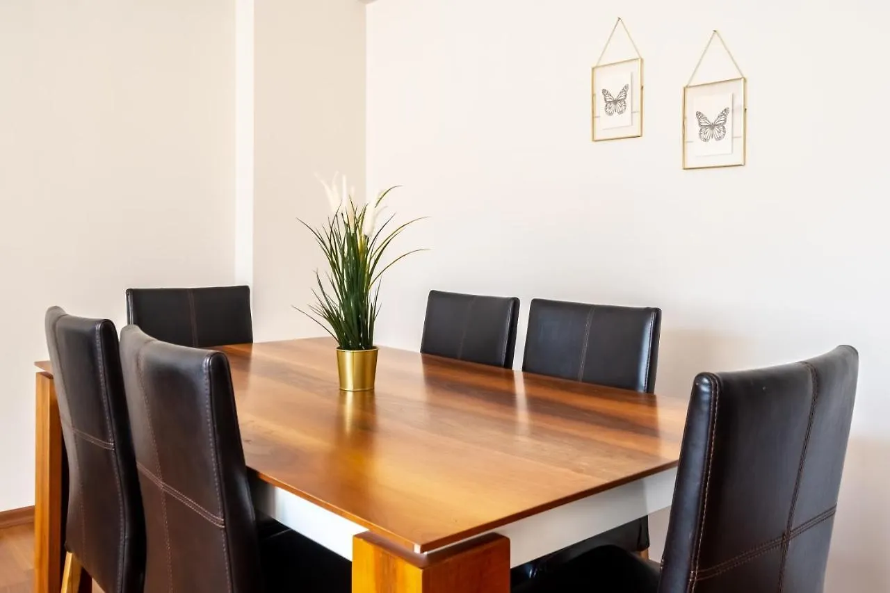 Comfy Flat Near Popular Attractions In Sisli Apartment Istanbul 0*,