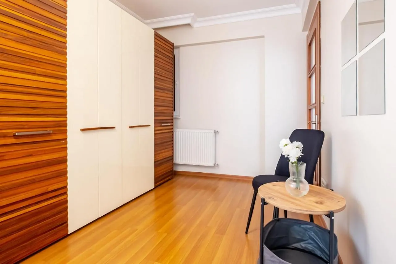 Comfy Flat Near Popular Attractions In Sisli Apartment Istanbul