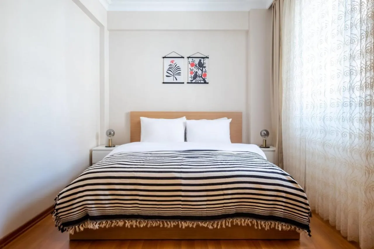Comfy Flat Near Popular Attractions In Sisli Apartment Istanbul 0*,